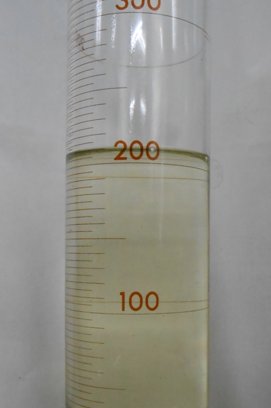 Nuova Rade Graduated 2-Stroke Oil Measure - Oil Measuring Jug 200ml